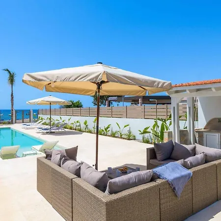 Villa Ammos House *